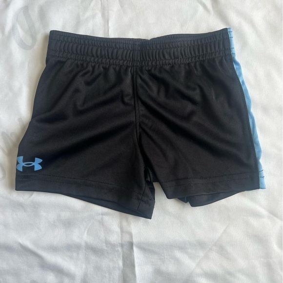 Under Armour Activewear Baseball Matching Shorts Set Size 12 Months - Picture 9 of 12